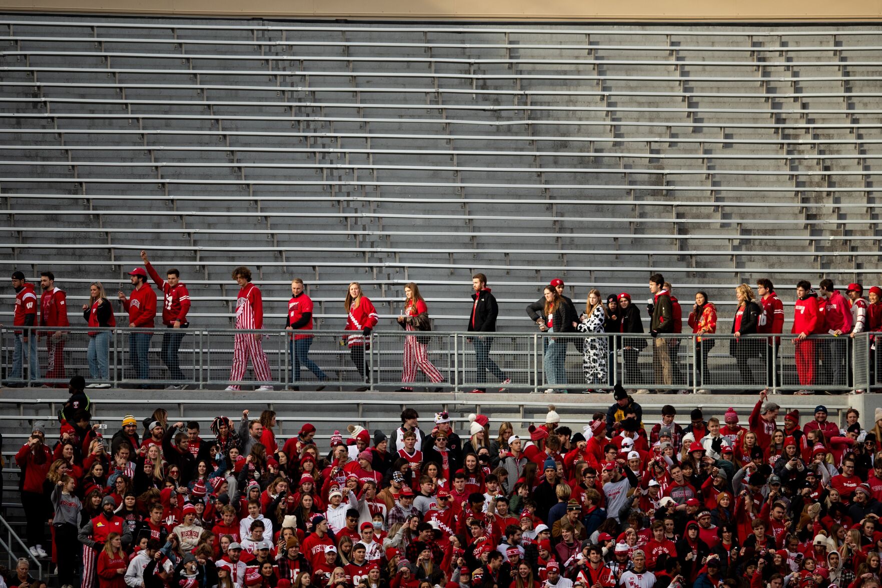 112122-owh-spo-nebraskawisconsin-ar49